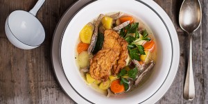 Beitragsbild des Blogbeitrags Rindssuppe mit Pofesen