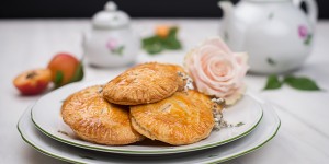 Beitragsbild des Blogbeitrags Marillen Hand Pies 