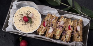 Beitragsbild des Blogbeitrags Eiaufstrich mit Gurken & Vitalbrot
