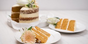 Beitragsbild des Blogbeitrags Karotten Naked Cake
