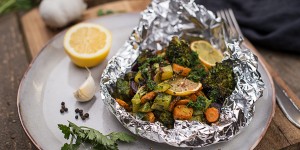Beitragsbild des Blogbeitrags Folien-Gemüse-Packerln mit Knoblauch-Kräuter-Marinade