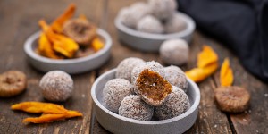 Beitragsbild des Blogbeitrags Mango Kokos Energy Balls