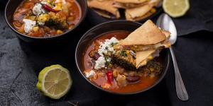 Beitragsbild des Blogbeitrags Scharfe Quesadilla Wintersuppe