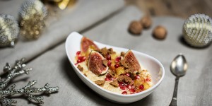 Beitragsbild des Blogbeitrags Reispudding mit karamellisierten Früchten & Spekulatiuscrumble