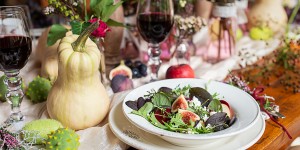 Beitragsbild des Blogbeitrags Roter Rüben Salat mit Äpfeln und Feigen