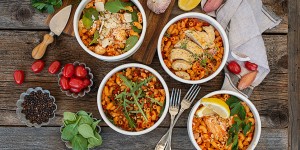 Beitragsbild des Blogbeitrags Meal Prep Nudeln – mit viererlei Toppings