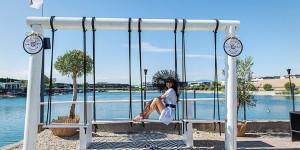 Beitragsbild des Blogbeitrags Say Hi zum coolsten Beach Club des Landes – Hi Beach Club