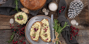 Beitragsbild des Blogbeitrags Omas Kartoffelbrot mit Kartoffel Käse