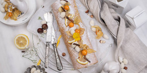Beitragsbild des Blogbeitrags Leichte Karotten Kuchen Roulade