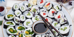 Beitragsbild des Blogbeitrags Veggie Gemüse Sushi 