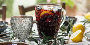 Beitragsbild des Blogbeitrags Spritziger Beeren Cocktail