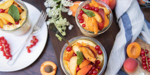 Beitragsbild des Blogbeitrags Mini Cheesecake vom Grill mit Sommerfrüchten