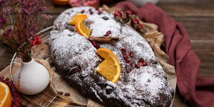 Beitragsbild des Blogbeitrags Schoko Stollen mit Kaffee