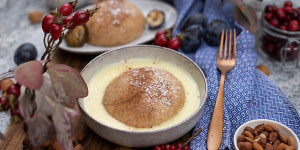 Beitragsbild des Blogbeitrags Dinkel Dampfnudeln mit Vanillesauce