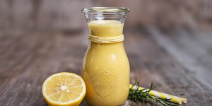 Beitragsbild des Blogbeitrags Kurkuma Detox Smoothie