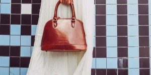 Beitragsbild des Blogbeitrags TIMELESS HANDBAG BY MAXWELL SCOTT