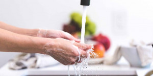 Beitragsbild des Blogbeitrags PRECAUTIONS TO REDUCE THE FREQUENCY OF ILLNESS IN YOUR OFFICE