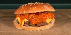 Beitragsbild des Blogbeitrags Chili Burger – Cheese & Bacon 