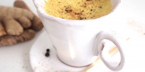Beitragsbild des Blogbeitrags (Deutsch) Turmeric Latte 