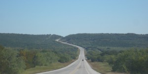 Beitragsbild des Blogbeitrags Termiten, Tornados, Texas: Inke mit Mann und drei kleinen Jungs in Dallas, USA