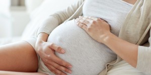 Beitragsbild des Blogbeitrags HypnoBirthing: mit dem richtigen Mindset und tiefer Konzentration zur entspannten, selbstbestimmten Geburt 