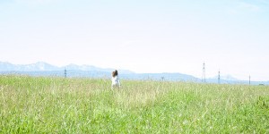 Beitragsbild des Blogbeitrags Montessori im Sommer: Unsere Top 5 montessori-inspirierten Aktivitäten