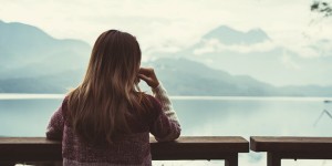 Beitragsbild des Blogbeitrags Weltschmerz: Wie ich damit umgehe und mich abgrenze 