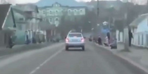 Beitragsbild des Blogbeitrags Christlicher Autokorso in der Ukraine ist ein Trauerzug von 2015