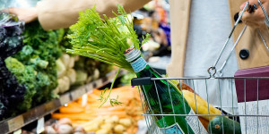 Beitragsbild des Blogbeitrags Greenwashing? Klimaneutrale Produkte im Supermarkt 
