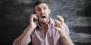 Beitragsbild des Blogbeitrags Telefonspam: von SMS-Versänden, Messern und Fußentgiftungspflastern