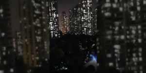 Beitragsbild des Blogbeitrags Shanghai-Video: Menschen, die aus ihren Fenstern schreien 