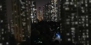 Beitragsbild des Blogbeitrags Shanghai-Video: Menschen, die aus ihren Fenstern schreien