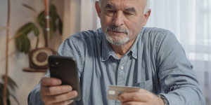 Beitragsbild des Blogbeitrags 42 Millionen Euro Schaden durch fingierte Finanzwetten im Internet
