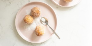 Beitragsbild des Blogbeitrags #QUICKANDDIRTY: TOPFENBÄLLCHEN FÜR DAS SEELENWOHL