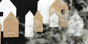 Beitragsbild des Blogbeitrags Im Weihnachtsmodus angekommen oder DIY Upcycling Ikea Schreibtischplatte 