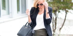 Beitragsbild des Blogbeitrags Bleistiftrock mit Schlitz – Elegant meets Casual 