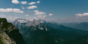 Beitragsbild des Blogbeitrags Karwendelbahn Mittenwald – Atemberaubender Ausblick übers Karwendelgebirge
