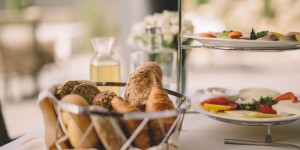Beitragsbild des Blogbeitrags Hotelreview Der Forsterhof – stilvolles Boutique in Algund, Südtirol