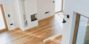 Beitragsbild des Blogbeitrags Hausbau Update IV – Der Innenausbau inkl. Lichtplanung 