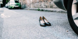 Beitragsbild des Blogbeitrags Brautschuhe finden – for Dummies