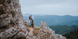 Beitragsbild des Blogbeitrags Vorteile eines Paarshootings/ Engagementshootings und ein tolles Beispiel von der Rax