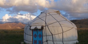 Beitragsbild des Blogbeitrags Wilde Tage in Kirgistan