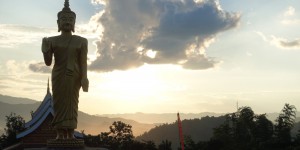 Beitragsbild des Blogbeitrags Hinter den sieben Bergen…