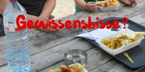 Beitragsbild des Blogbeitrags Gesund essen im Urlaub? 5 einfache Tipps und warum ein schlechtes Gewissen schadet. 