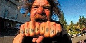 Beitragsbild des Blogbeitrags Neue Trendsportart: Obdachlose verprügeln