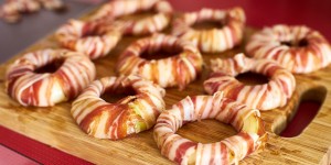 Beitragsbild des Blogbeitrags Bacon-Onion-Rings vom Grill 