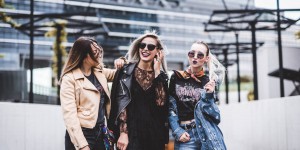 Beitragsbild des Blogbeitrags 3 WAYS TO WEAR: BIKER-BOOTS ROCK-CHIC STYLE