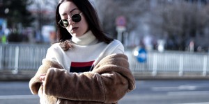 Beitragsbild des Blogbeitrags DER FLAUSCHIGSTE TREND DER WINTERSAISON: DER TEDDY-MANTEL