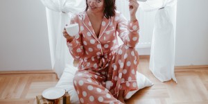 Beitragsbild des Blogbeitrags HELP! ICH ZIEHE UM – UMZUGSTIPPS FÜR EINEN STRESSFREIEN UMZUG // TEIL 1