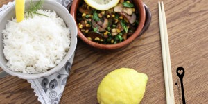 Beitragsbild des Blogbeitrags Wokgemüse mit Reis